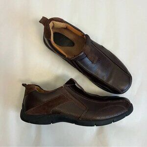 Sketchers Saddleback Brown Leather Loafers Size 10.5 Slip-On Comfort Square Toe